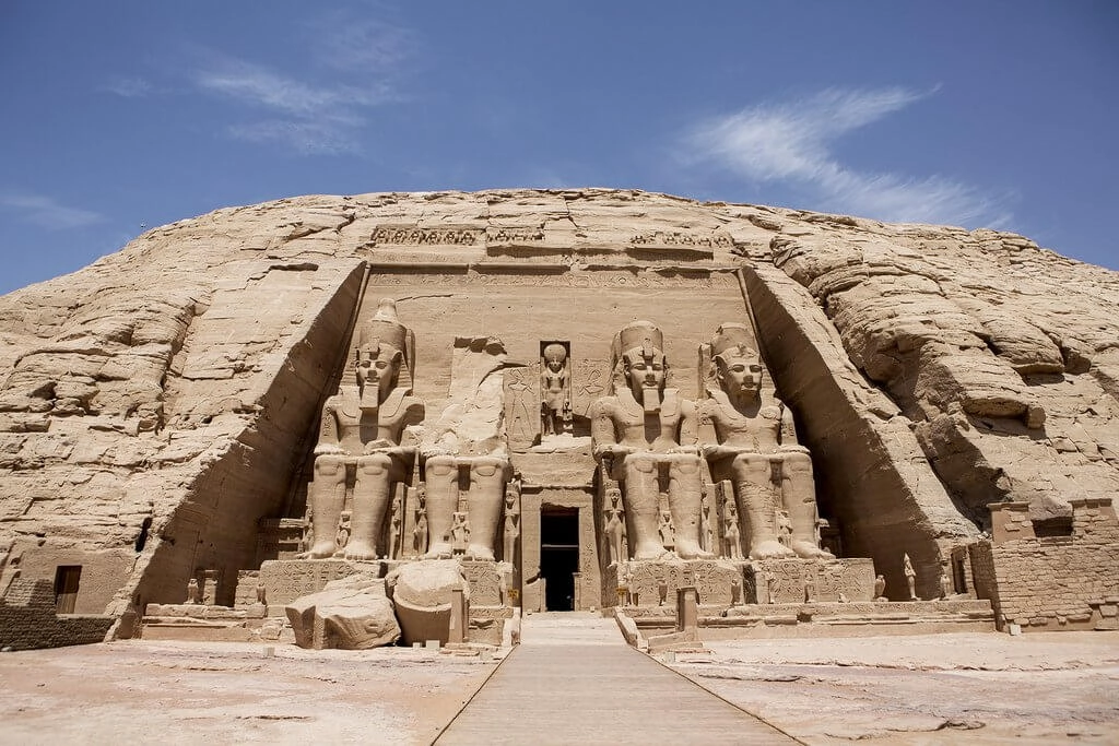 Abusimbel ramses aswan
